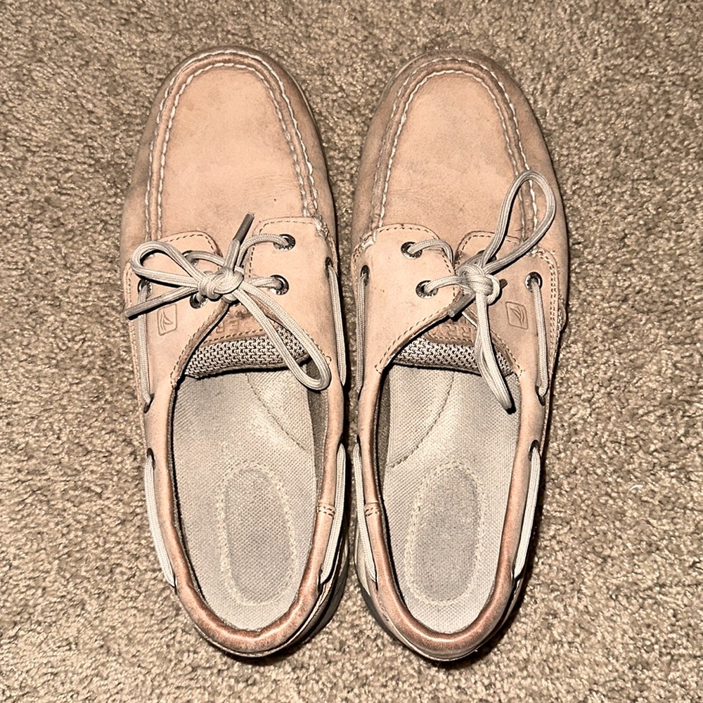 Women’s Sperry Topsiders size 8.5 Medium